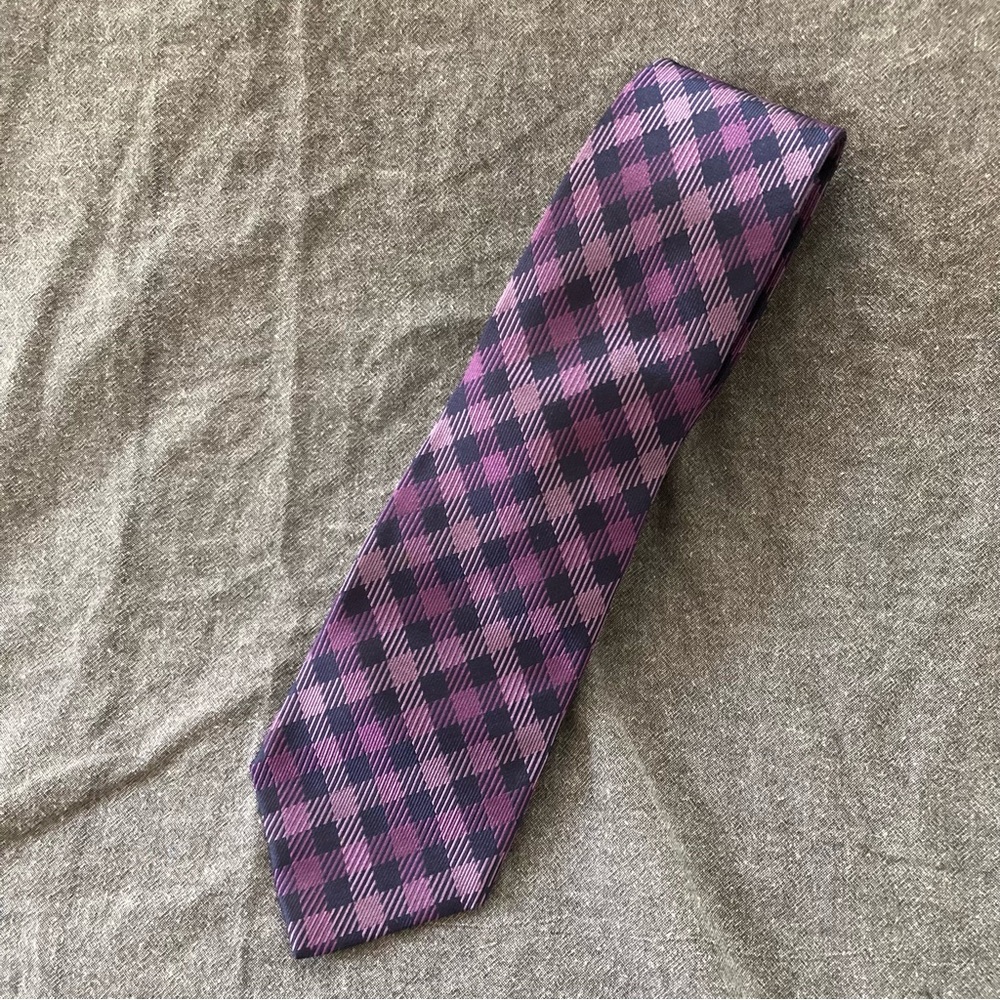 Thomas Pink 100% silk handmade in England Purple and Black Checkered Tie